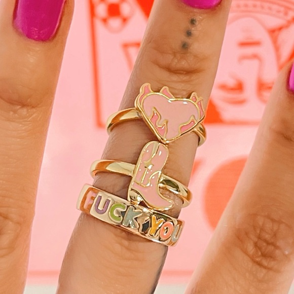 Set of 3 trendy rings cowboy cowgirl boot, flame heart, f u colorful ring - Picture 3 of 5